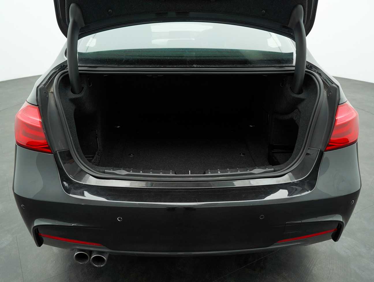 used 2016 BMW 330i M Sport 2.0