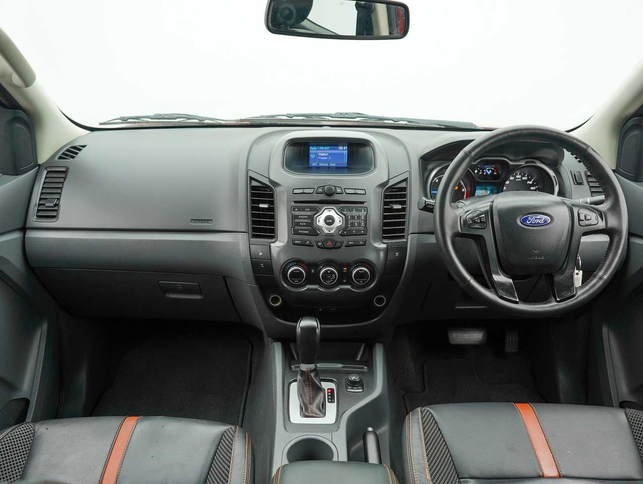 terpakai 2014 Ford Ranger Wildtrak Dual Cab 3.2