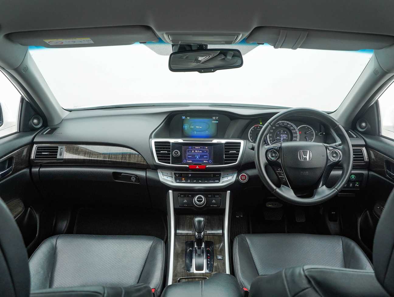 used 2014 Honda Accord VTi-L 2.4