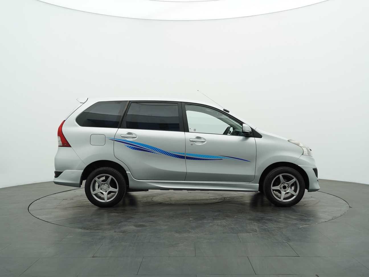terpakai 2014 Toyota Avanza E 1.5