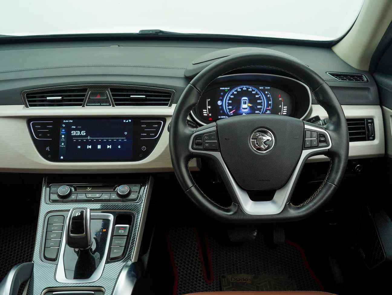 used 2020 Proton X70 Premium 1.8