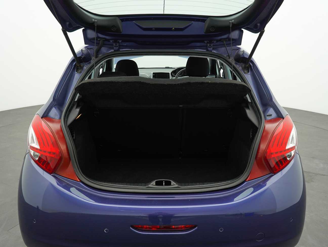 used 2014 Peugeot 208 5-DOOR 1.6