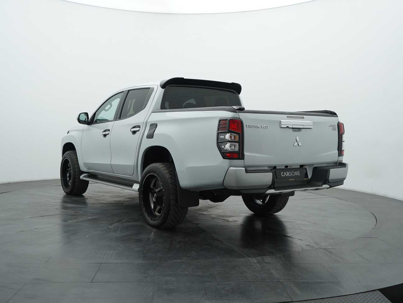 terpakai 2020 Mitsubishi Triton VGT Dual Cab 4X4 2.4