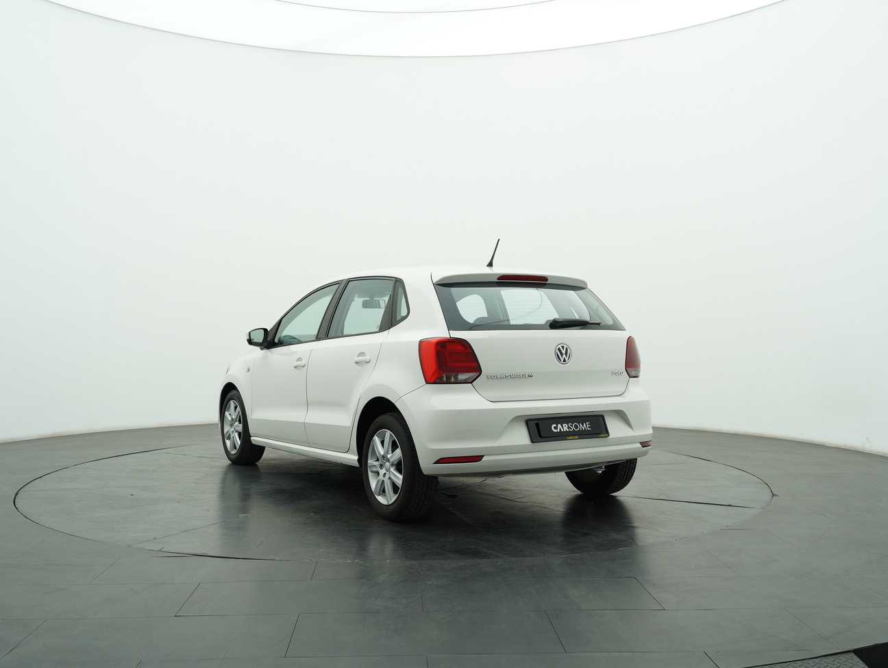 terpakai 2015 Volkswagen Polo Comfortline 1.6