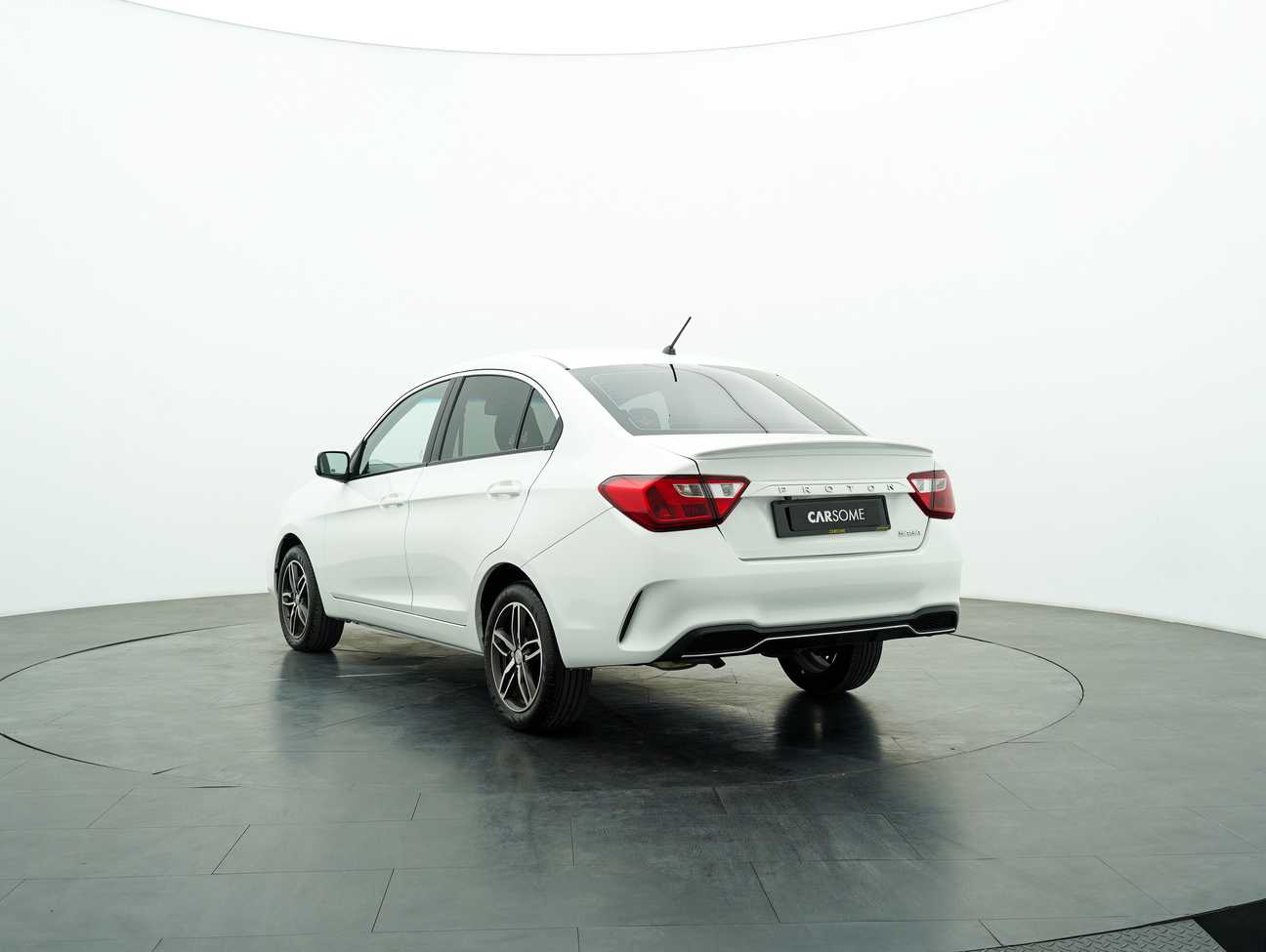 terpakai 2021 Proton Saga Premium 1.3