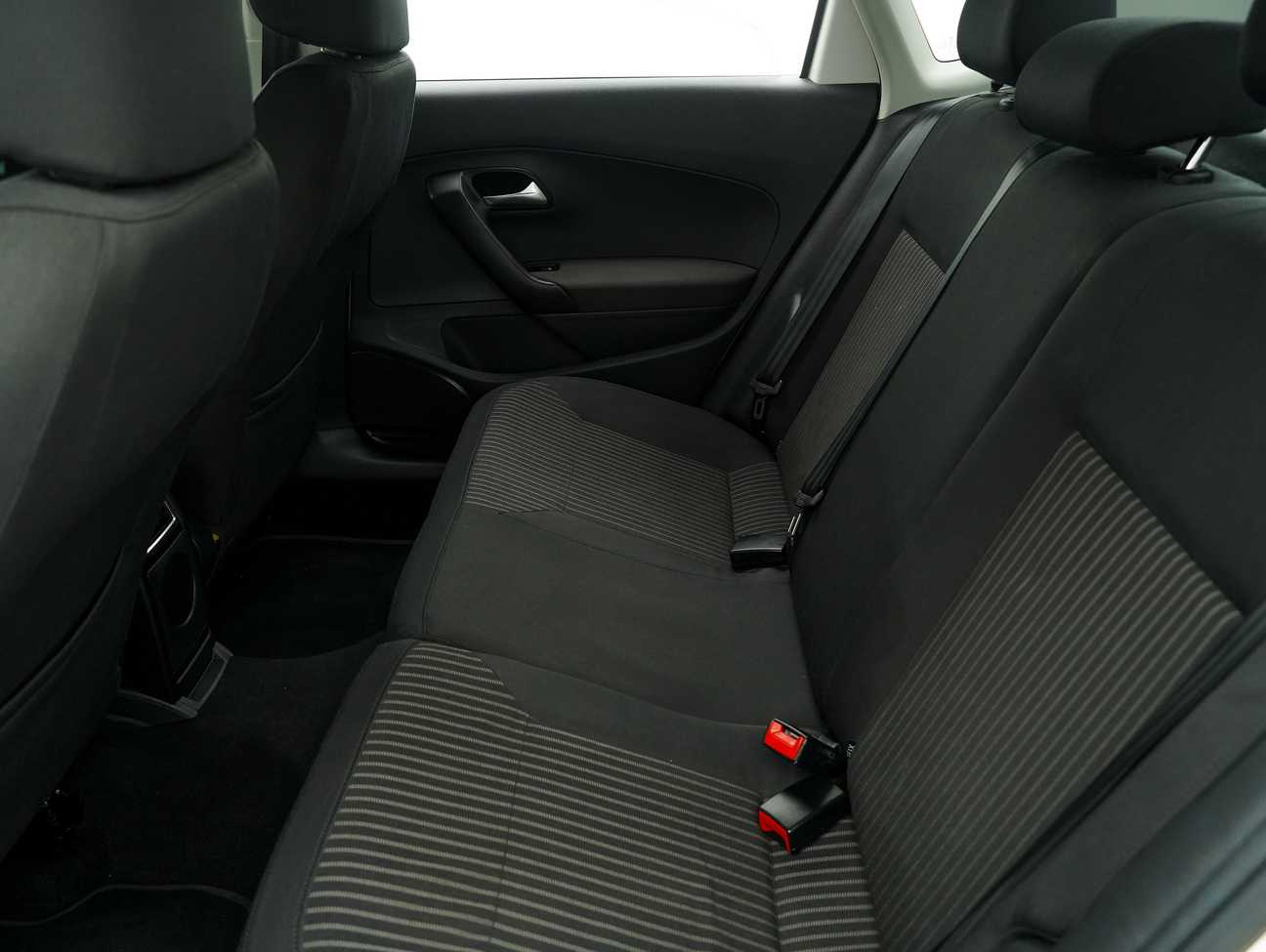 terpakai 2014 Volkswagen Polo  1.6