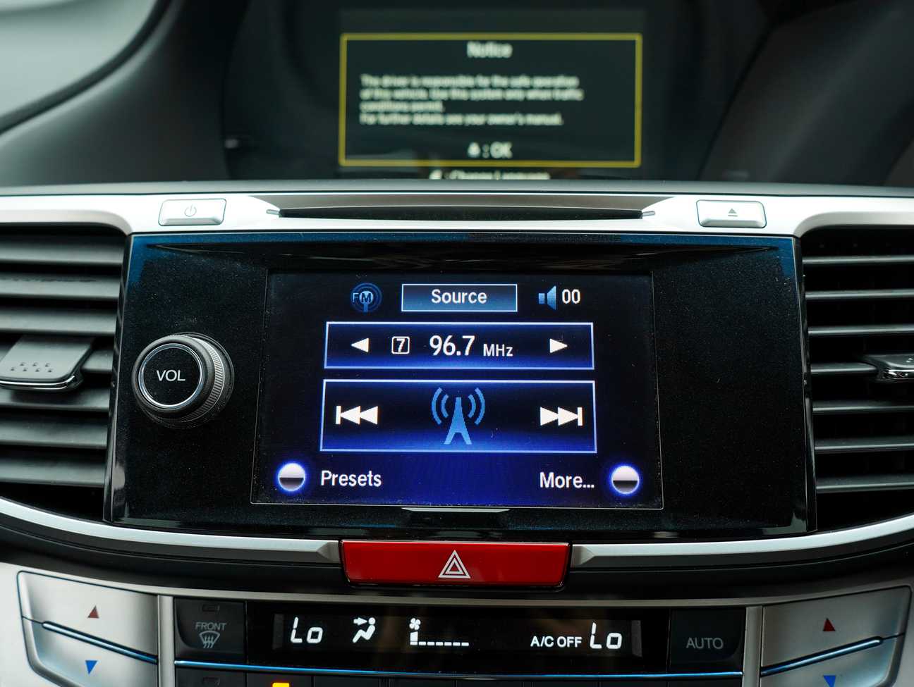 terpakai 2016 Honda Accord i-VTEC VTi-L 2.0