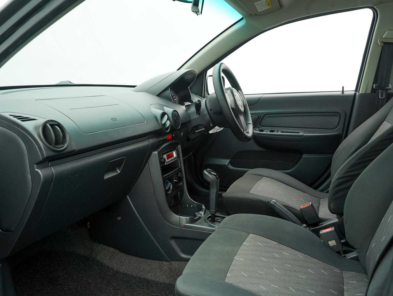 used 2014 Proton Saga SV 1.3