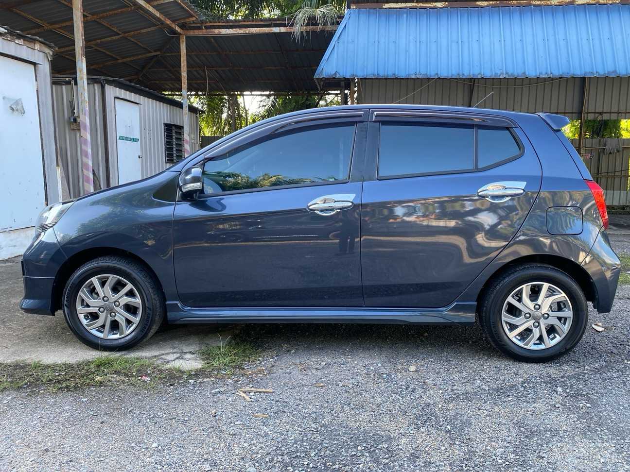 terpakai 2021 Perodua AXIA Advance 1.0