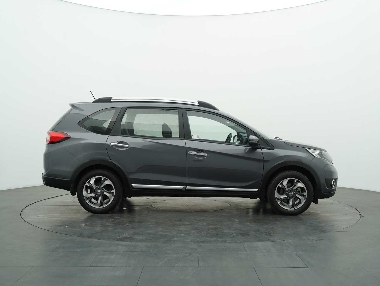 used 2018 Honda BR-V V 1.5