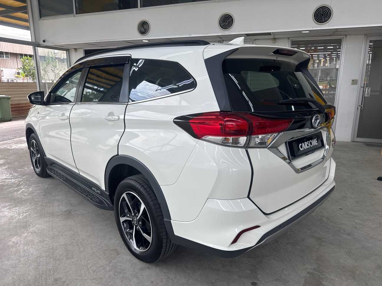 terpakai 2021 Perodua Aruz AV 1.5