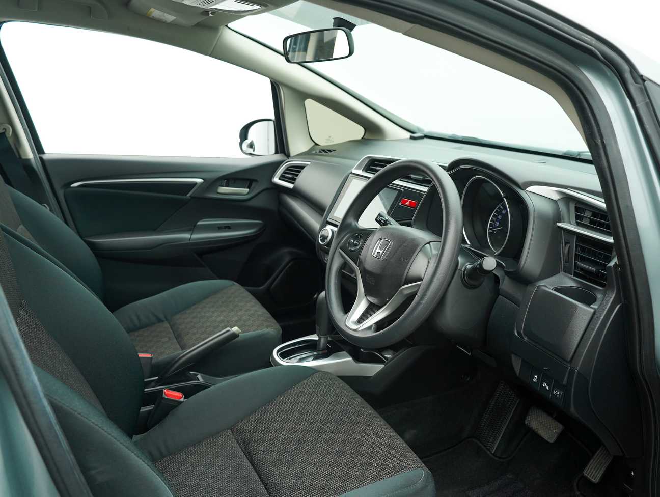 used 2016 Honda Jazz E 1.5