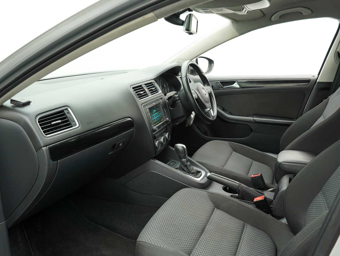 terpakai 2015 Volkswagen Jetta TSI 1.4