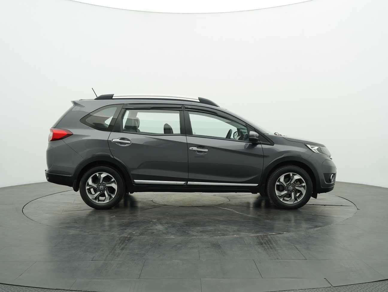 used 2018 Honda BR-V V 1.5