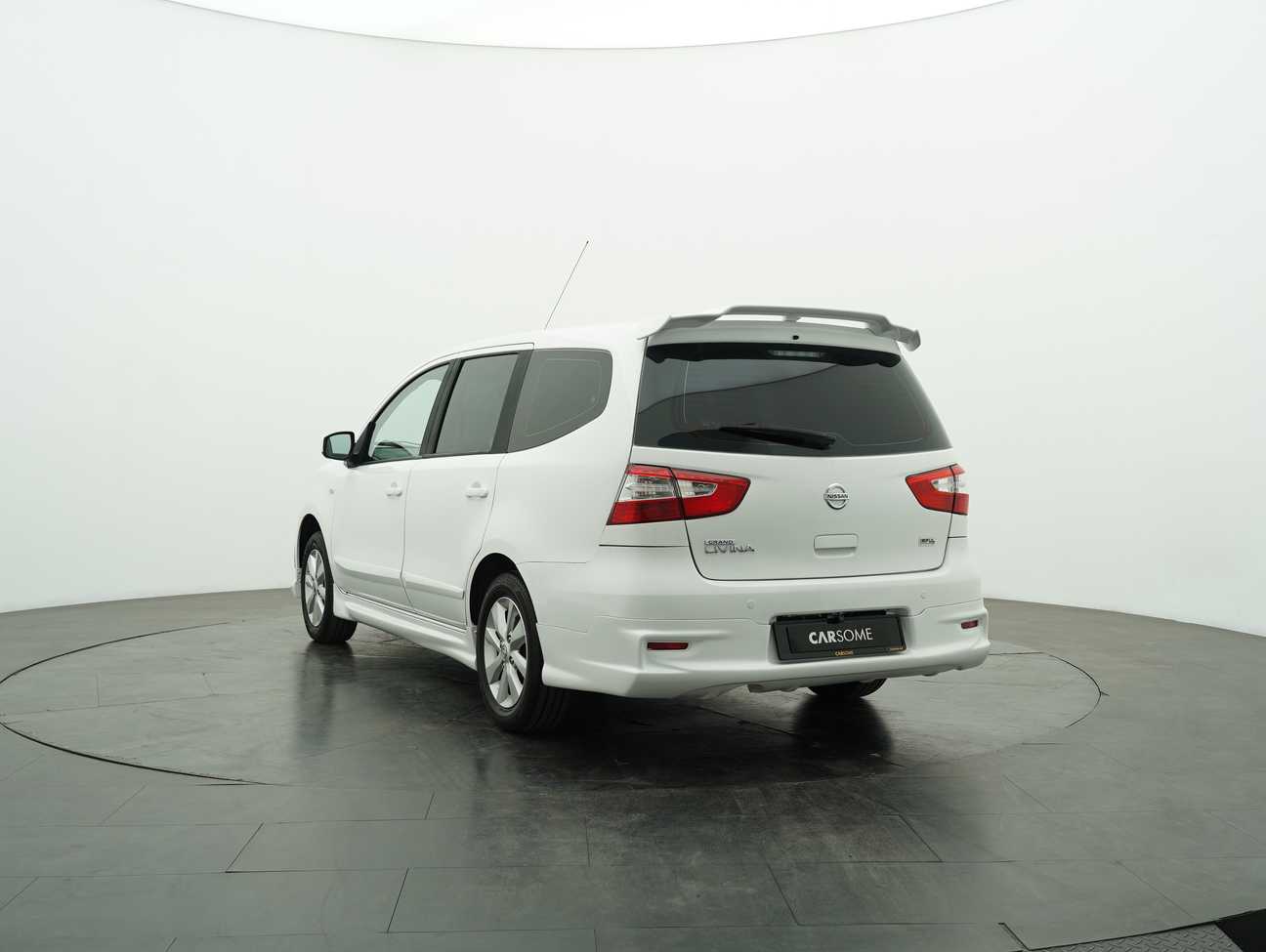 terpakai 2014 Nissan Grand Livina Comfort 1.6