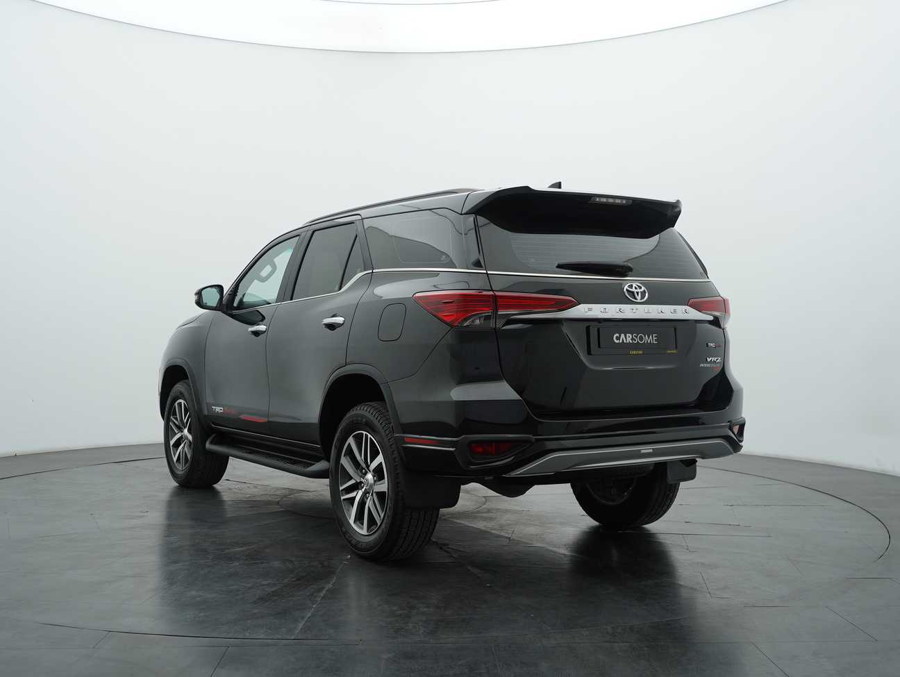 used 2018 Toyota Fortuner  2.4