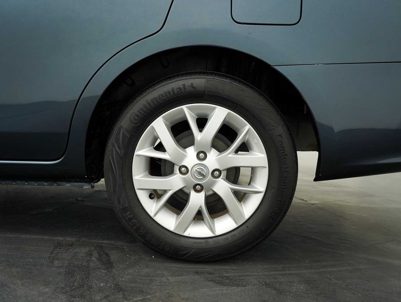 terpakai 2017 Nissan Almera E 1.5