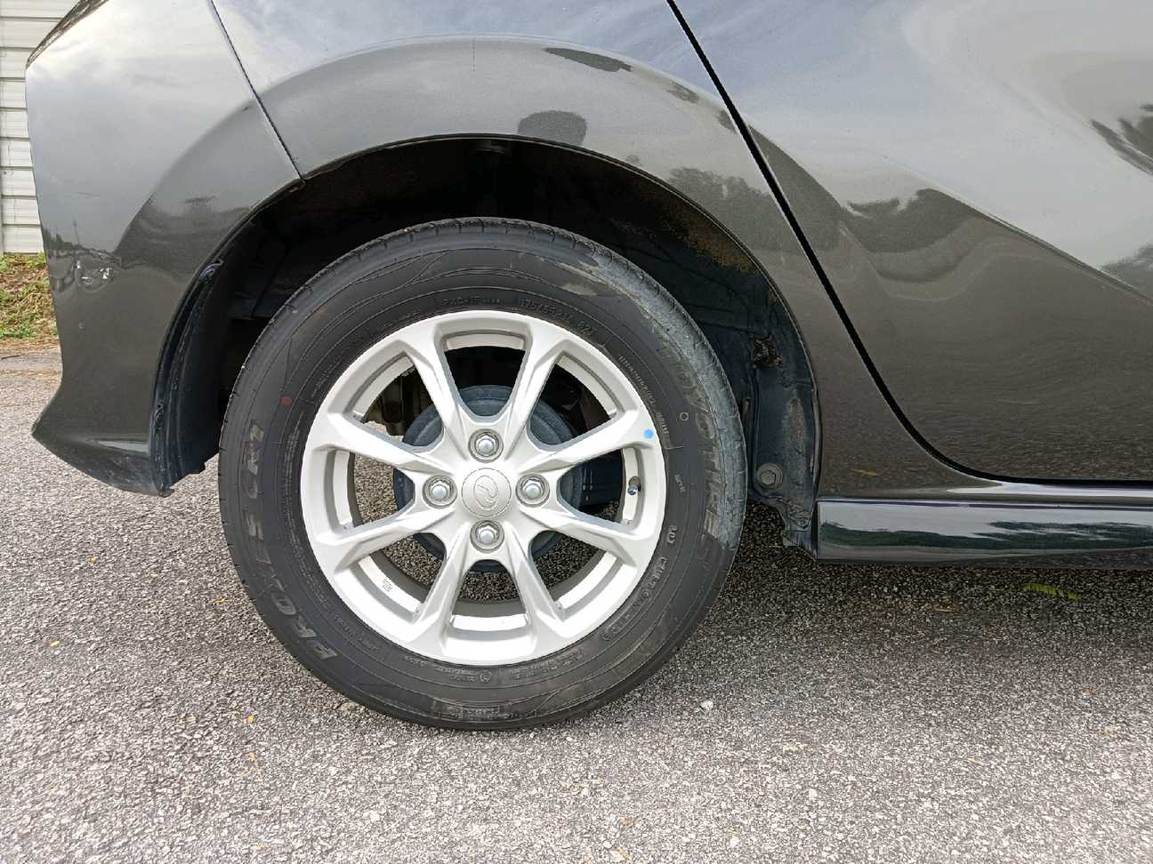 terpakai 2023 Perodua AXIA SE 1.0