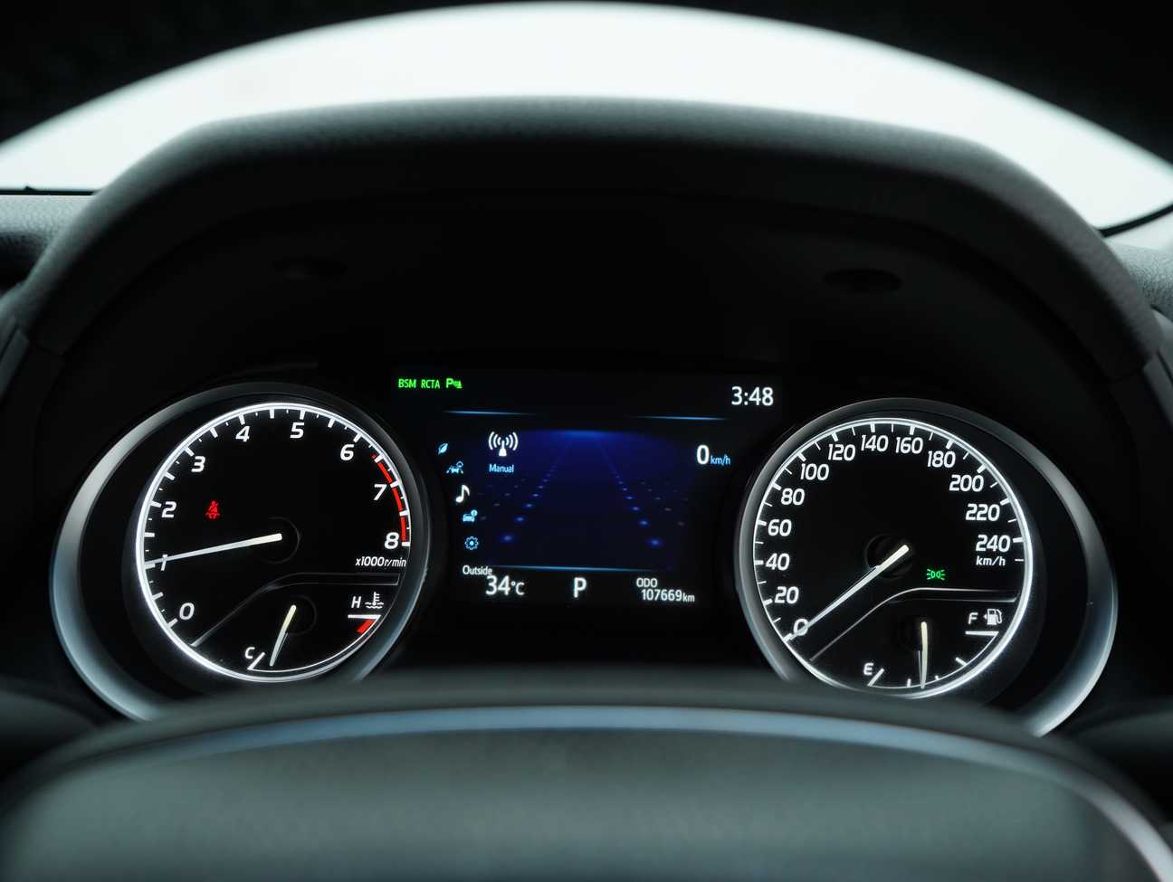 used 2019 Toyota Camry V 2.5