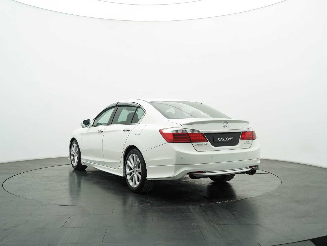used 2014 Honda Accord VTi-L 2.4