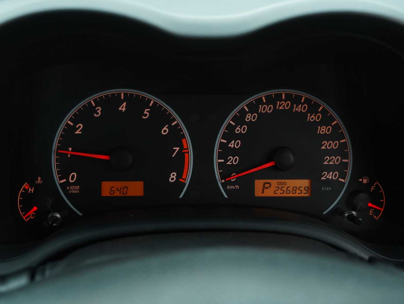 used 2012 Toyota Corolla Altis E 1.8