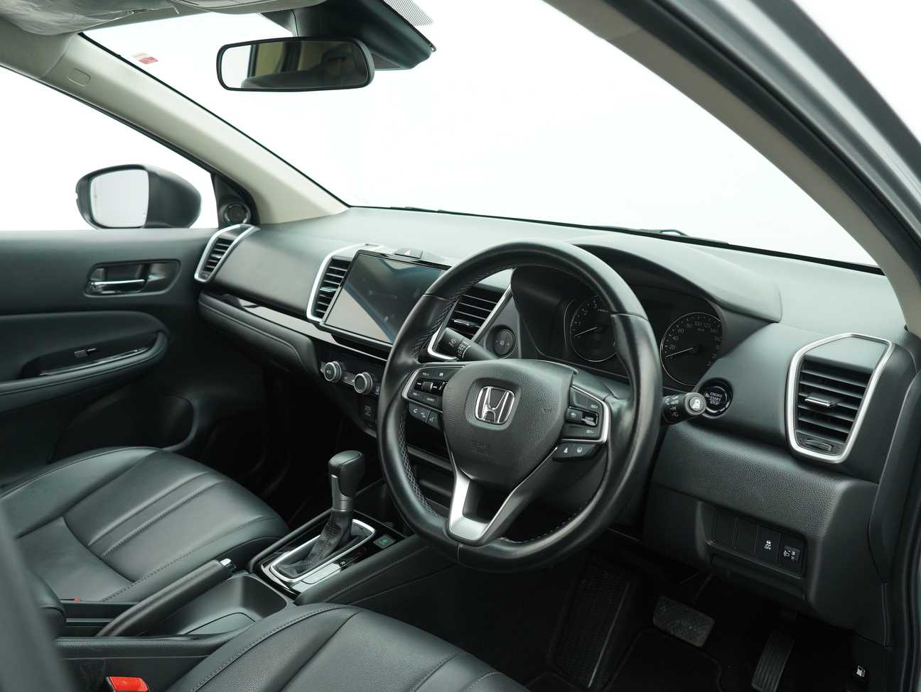 used 2023 Honda City V 1.5