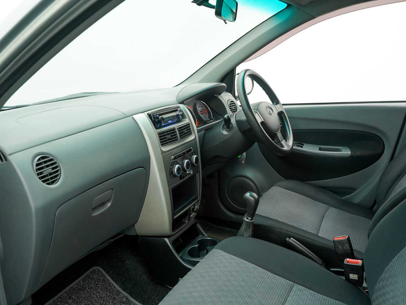 terpakai 2011 Perodua Viva SX Elite 1.0