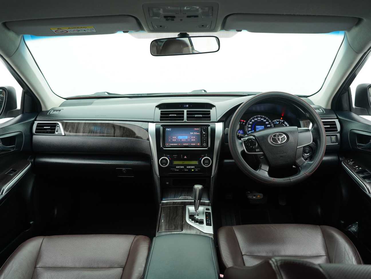 terpakai 2014 Toyota Camry GX 2.0