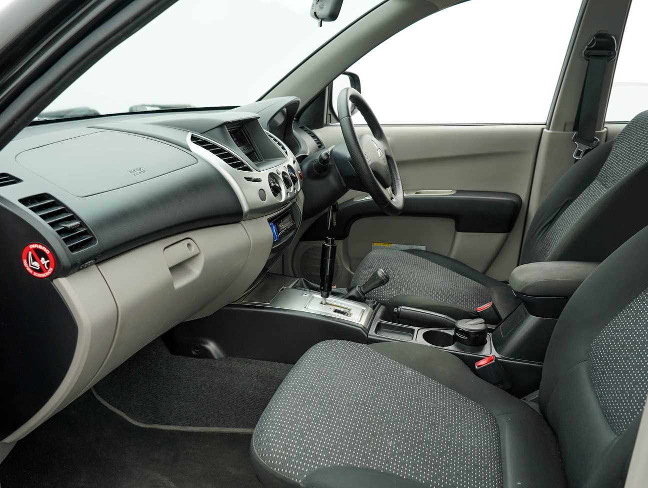 used 2013 Mitsubishi TRITON L200 4WD DOUBLE CAB 2.5