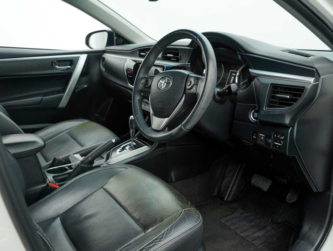 used 2016 Toyota COROLLA ALTIS G 1.8