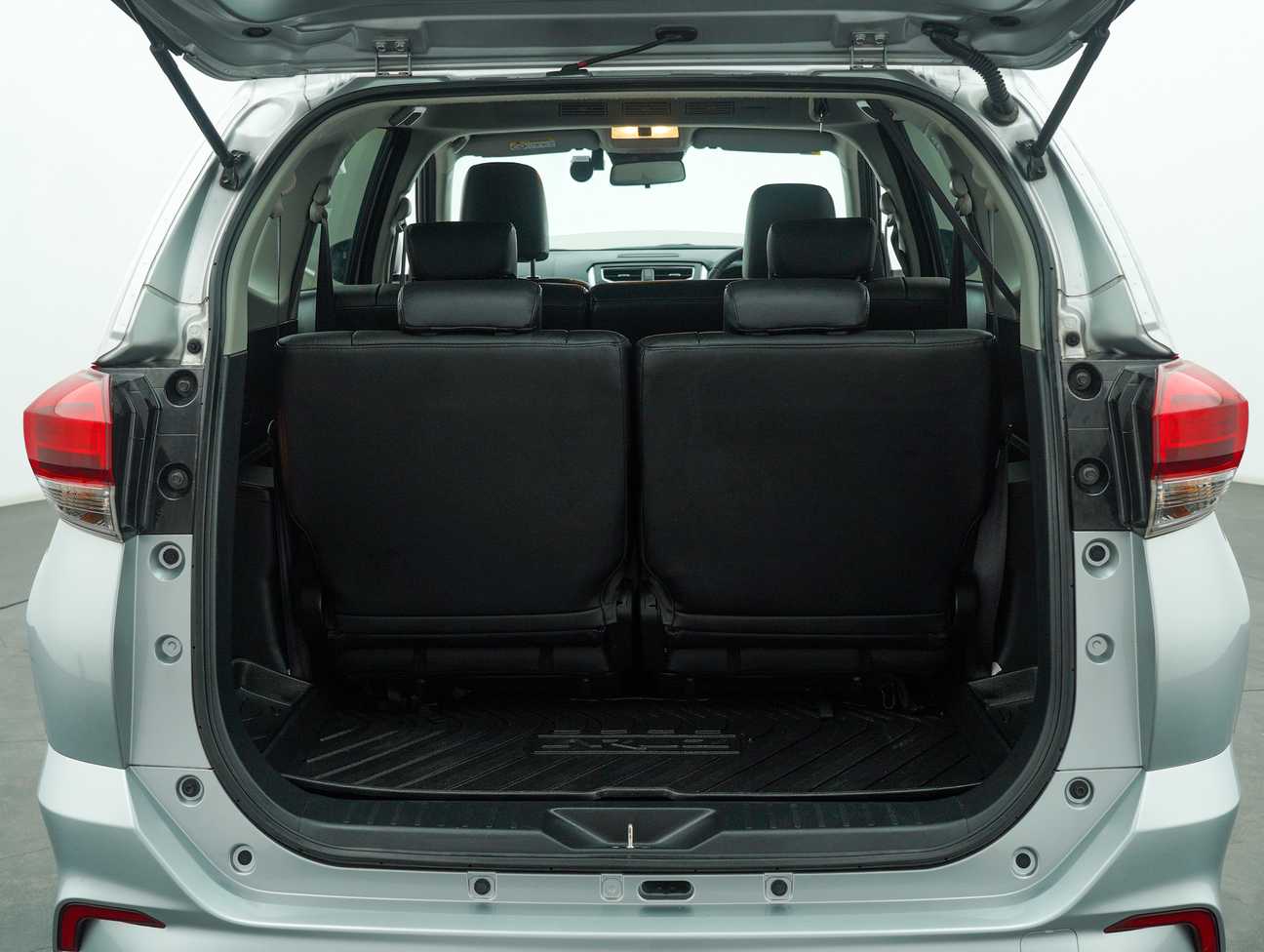 terpakai 2020 Perodua Aruz AV 1.5