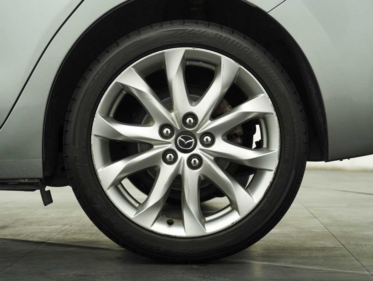 terpakai 2015 Mazda 3 SKYACTIV-G High 2.0