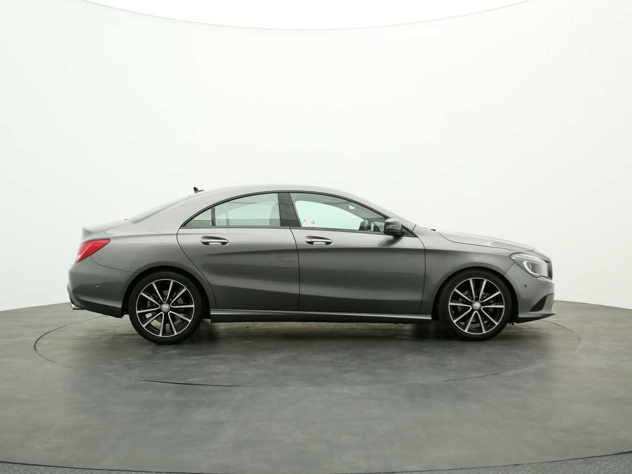 used 2015 Mercedes-Benz CLA200  1.6