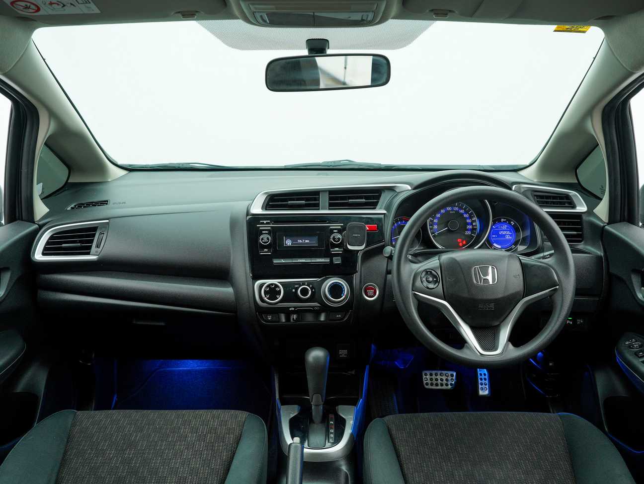 used 2017 Honda Jazz E 1.5