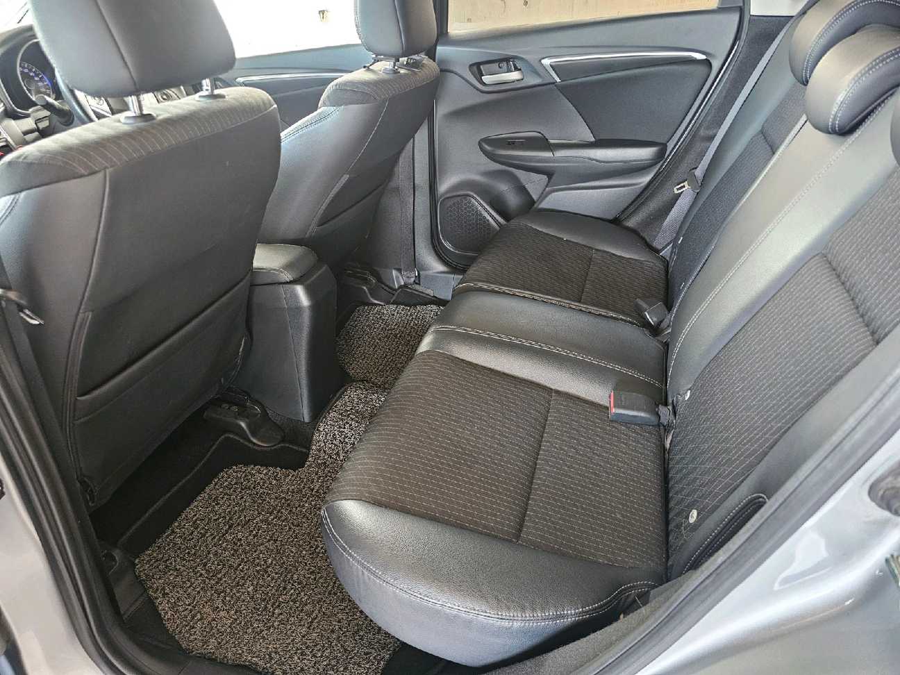 used 2020 Honda Jazz V 1.5