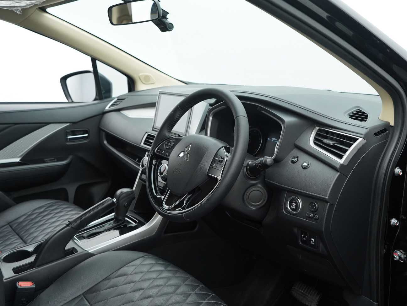 terpakai 2023 Mitsubishi Xpander  1.5