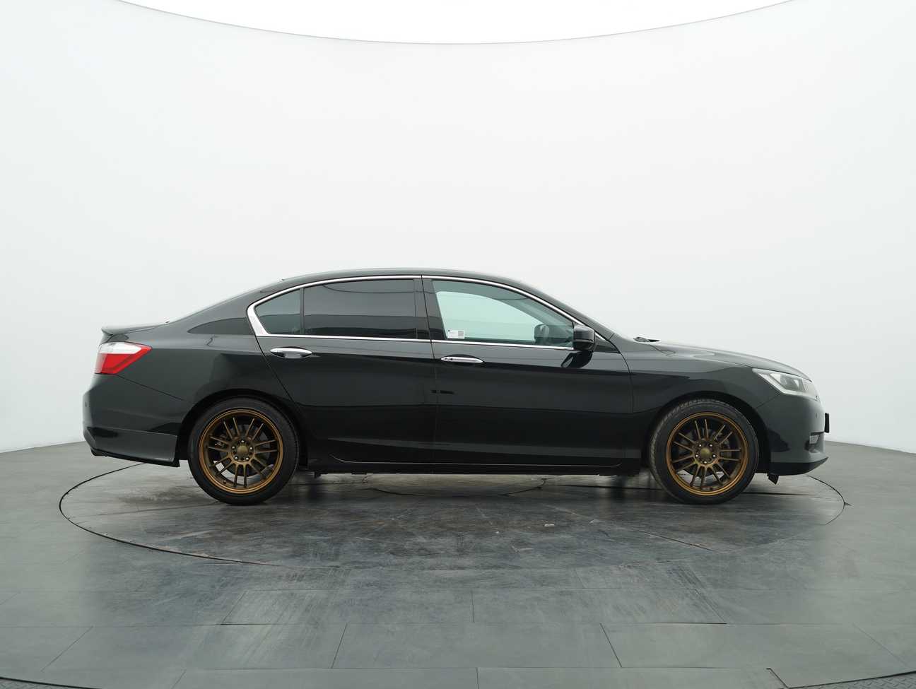 used 2014 Honda Accord VTi-L 2.0