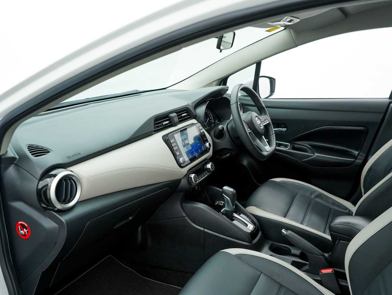 terpakai 2021 Nissan Almera VLT 1.0
