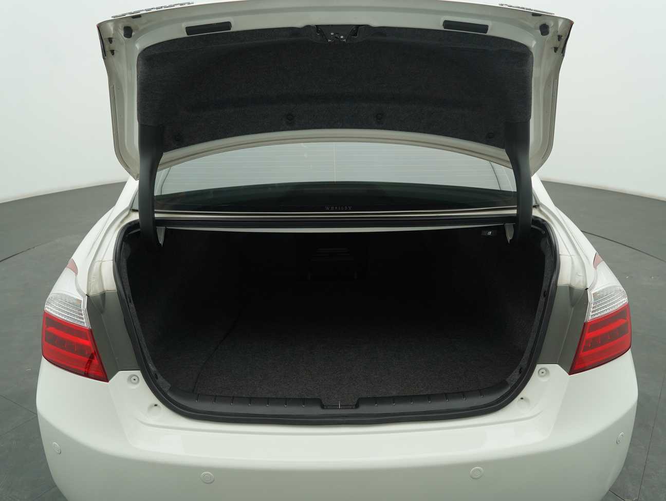 terpakai 2015 Honda Accord VTi 2.0