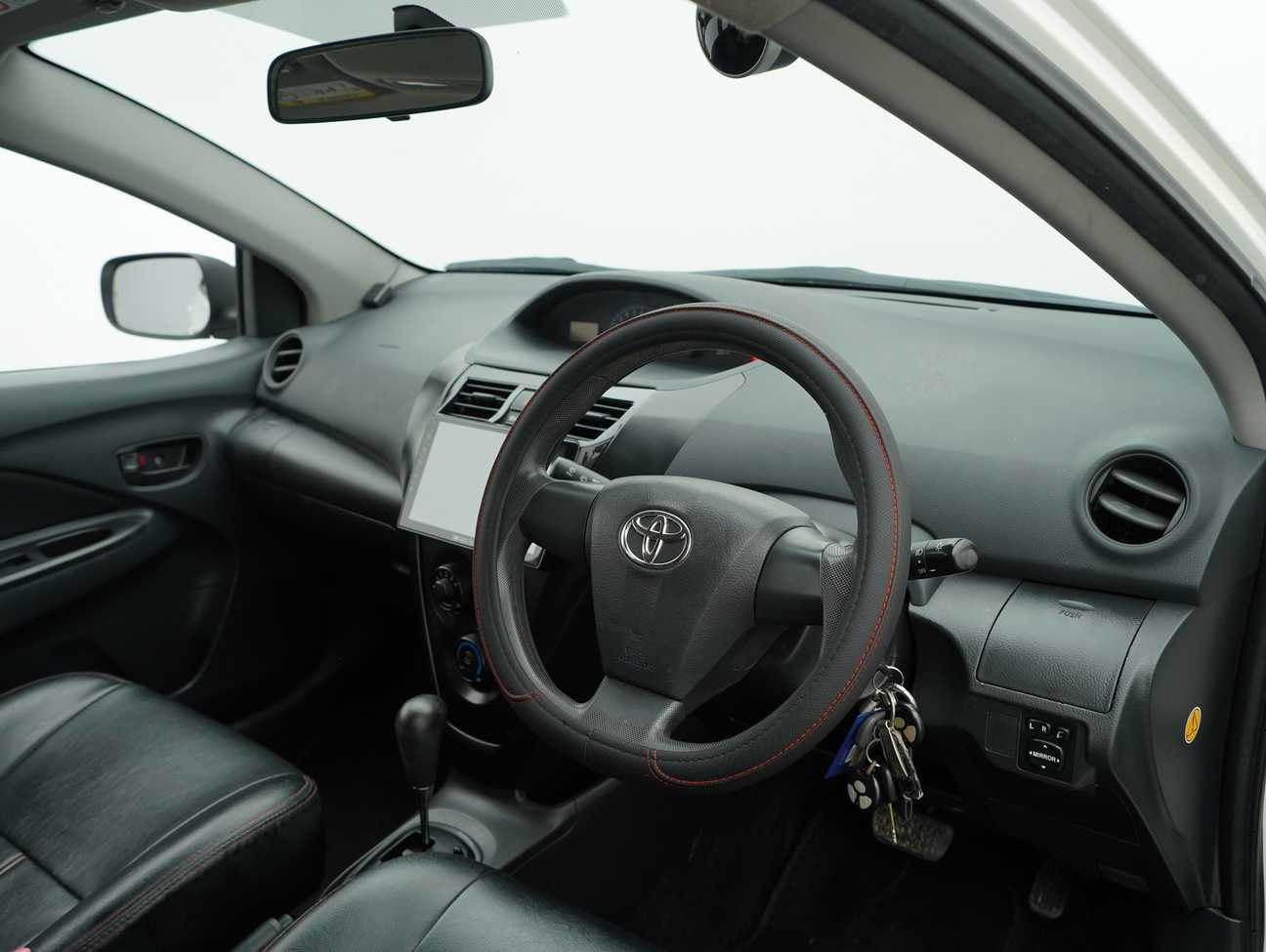 used 2013 Toyota Vios J 1.5