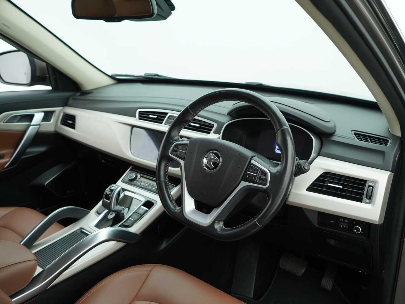 used 2020 Proton X70 Premium 1.8