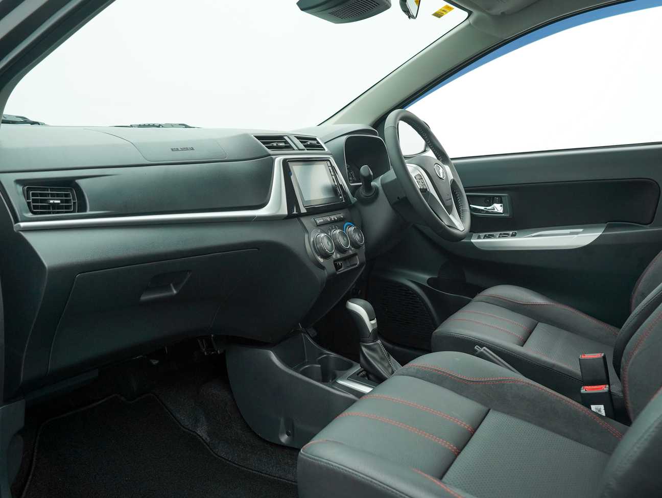 terpakai 2023 Perodua Bezza Advance 1.3