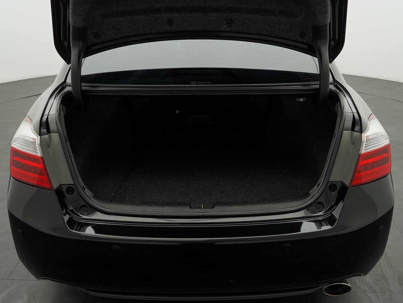 terpakai 2015 Honda Accord VTi-L 2.0