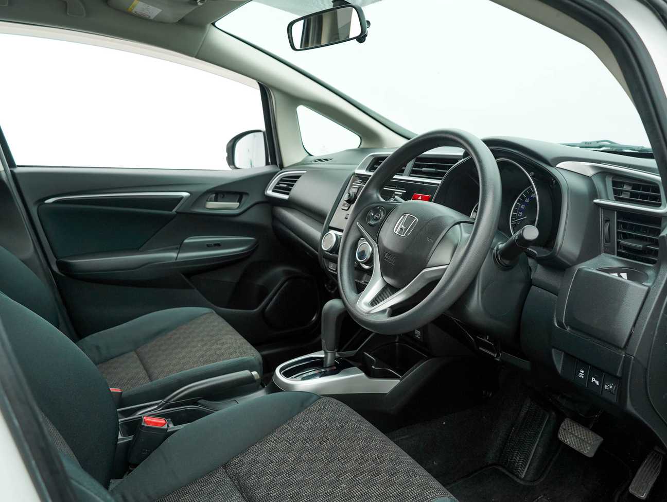 used 2016 Honda Jazz E 1.5