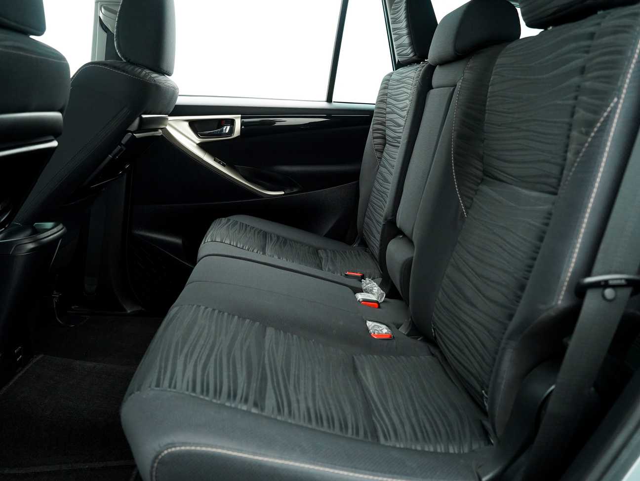 terpakai 2020 Toyota Innova G 2.0