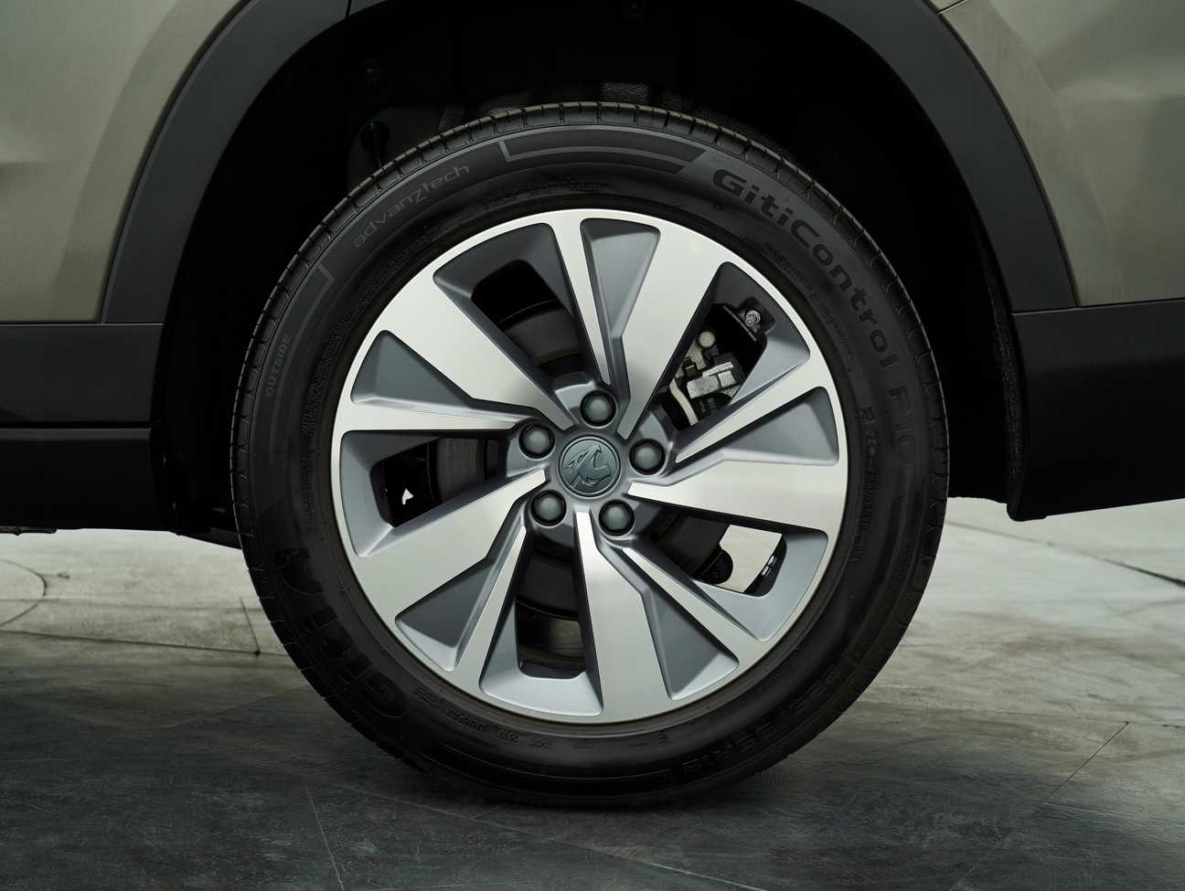 used 2024 Proton X90 Executive 1.5