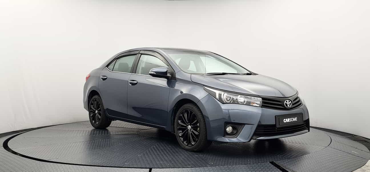 used 2014 Toyota COROLLA ALTIS V 2.0