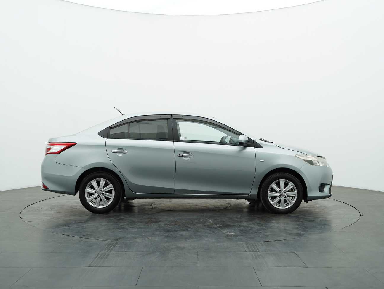 used 2015 Toyota Vios J 1.5