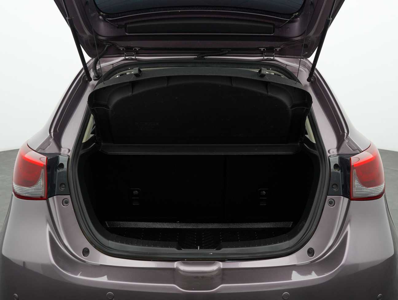 terpakai 2017 Mazda 2 HATCHBACK SKYACTIV 1.5