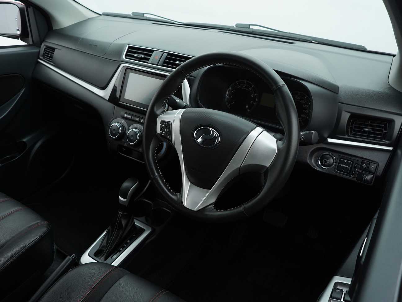 terpakai 2022 Perodua Bezza Advance 1.3
